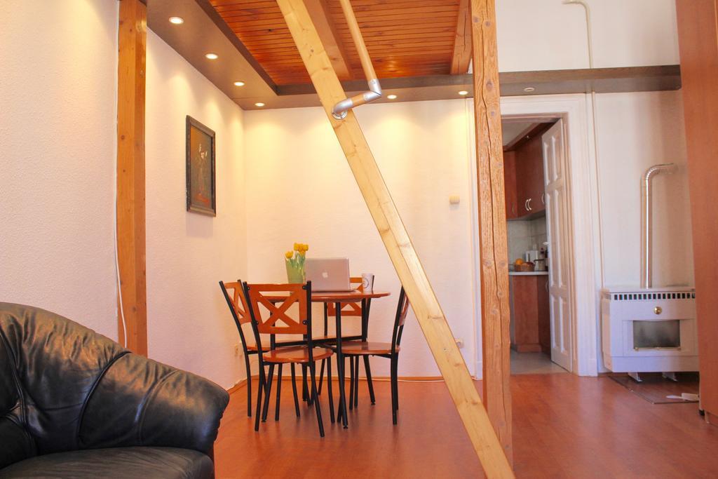 Lux Apartman Apartamento Budapest Exterior foto