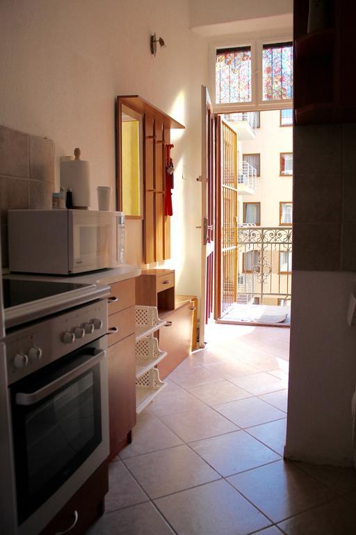 Lux Apartman Apartamento Budapest Exterior foto